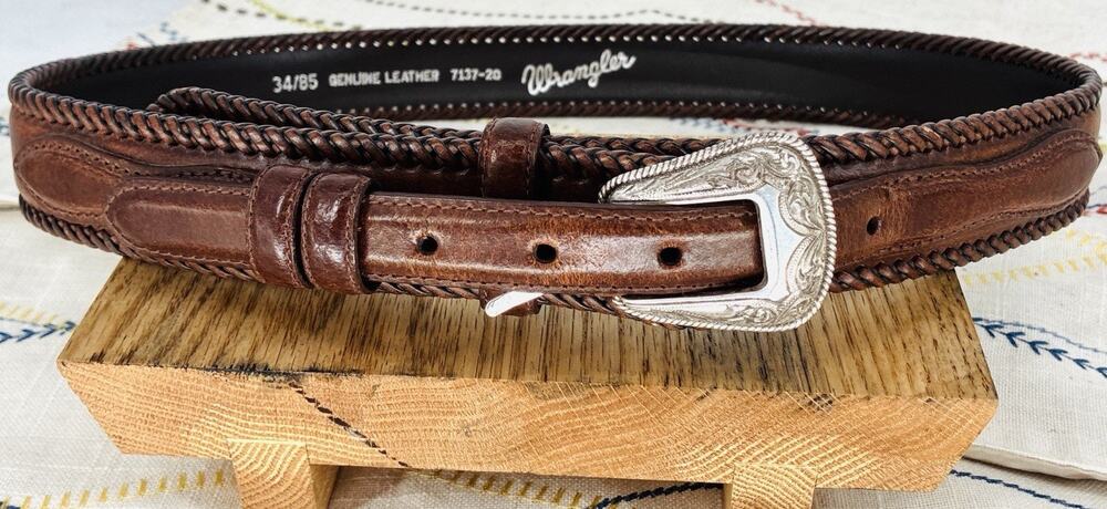 Vintage 1997 Wrangler 7137-20 Leather Western Belt 34/85 Brown Silver Buckle